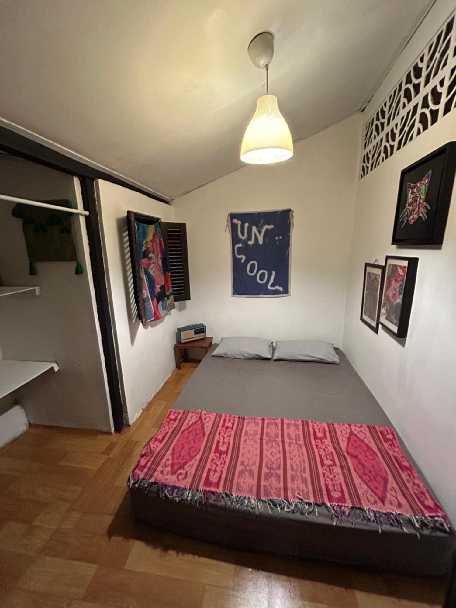 Losmanos Hostel Yogyakarta Kültér fotó