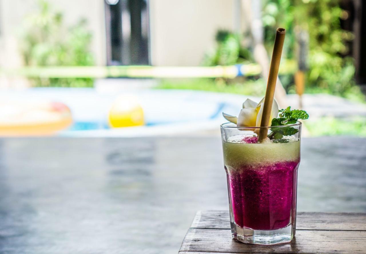 Losmanos Hostel Yogyakarta Kültér fotó